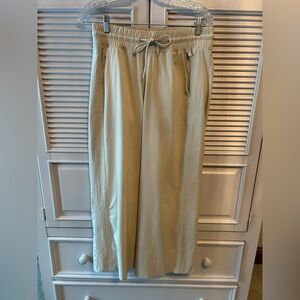 Athleta Women's Tan Pants